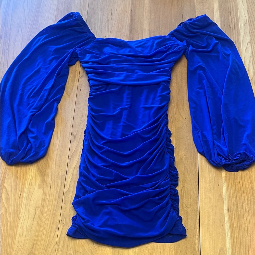 Elegant Blue Long Sleeve Dress